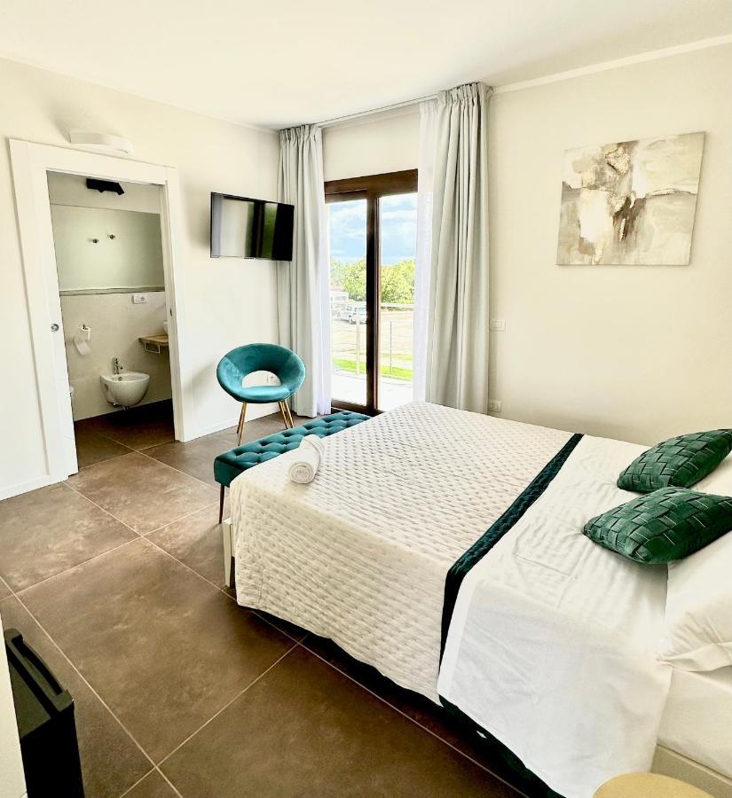 Karasole Hotel San Teodoro  Luaran gambar